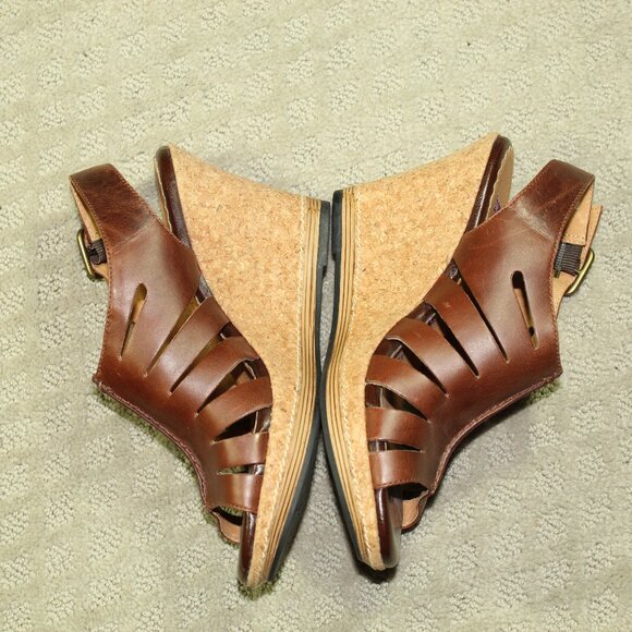 Indigo by Clarks Women's 6.54M Brown Leather 1" Platform 3.5" Wedge Heels - Picture 4 of 8